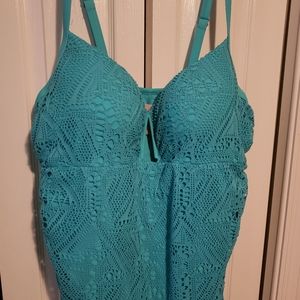 Cacique Aqua swim top
